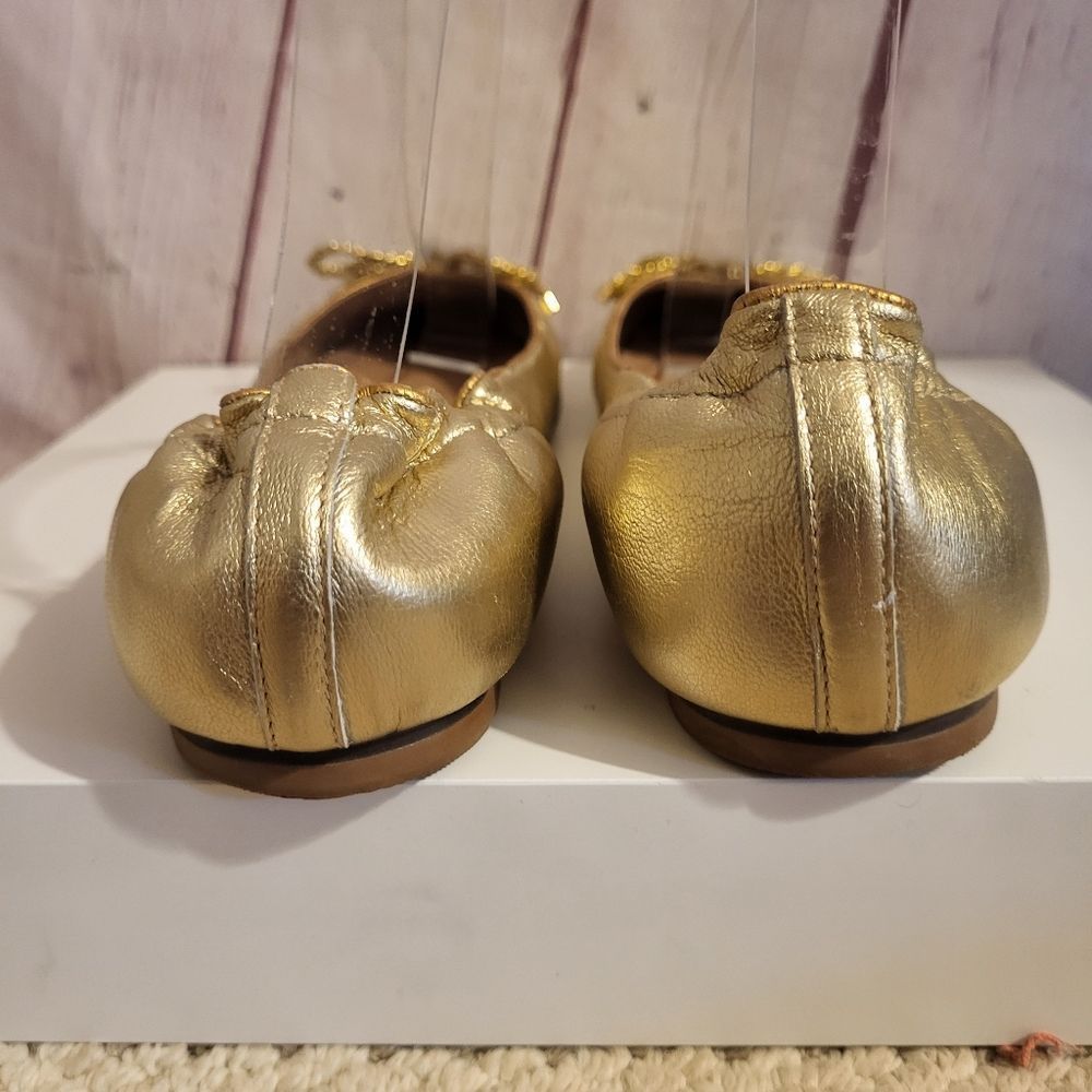 Elegant Gold Ballet Flats - Picture 6 of 9